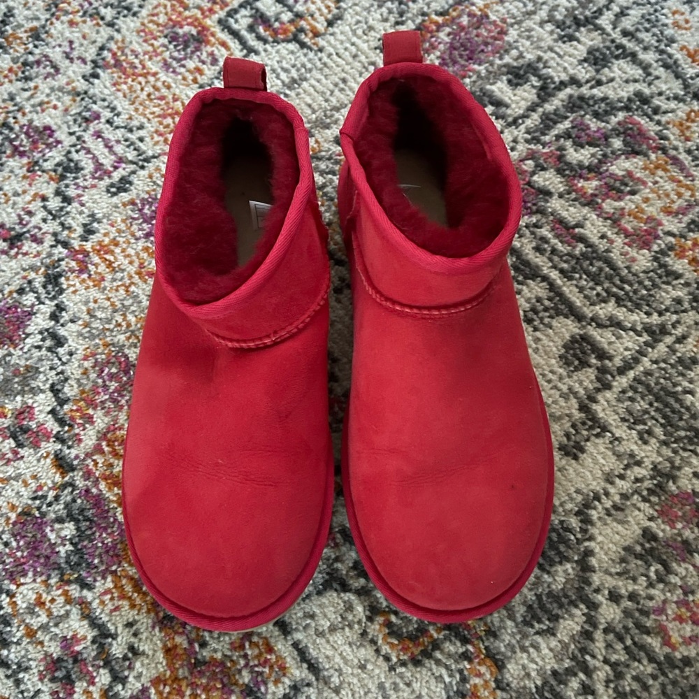 Ugg Ultra Mini - image 1